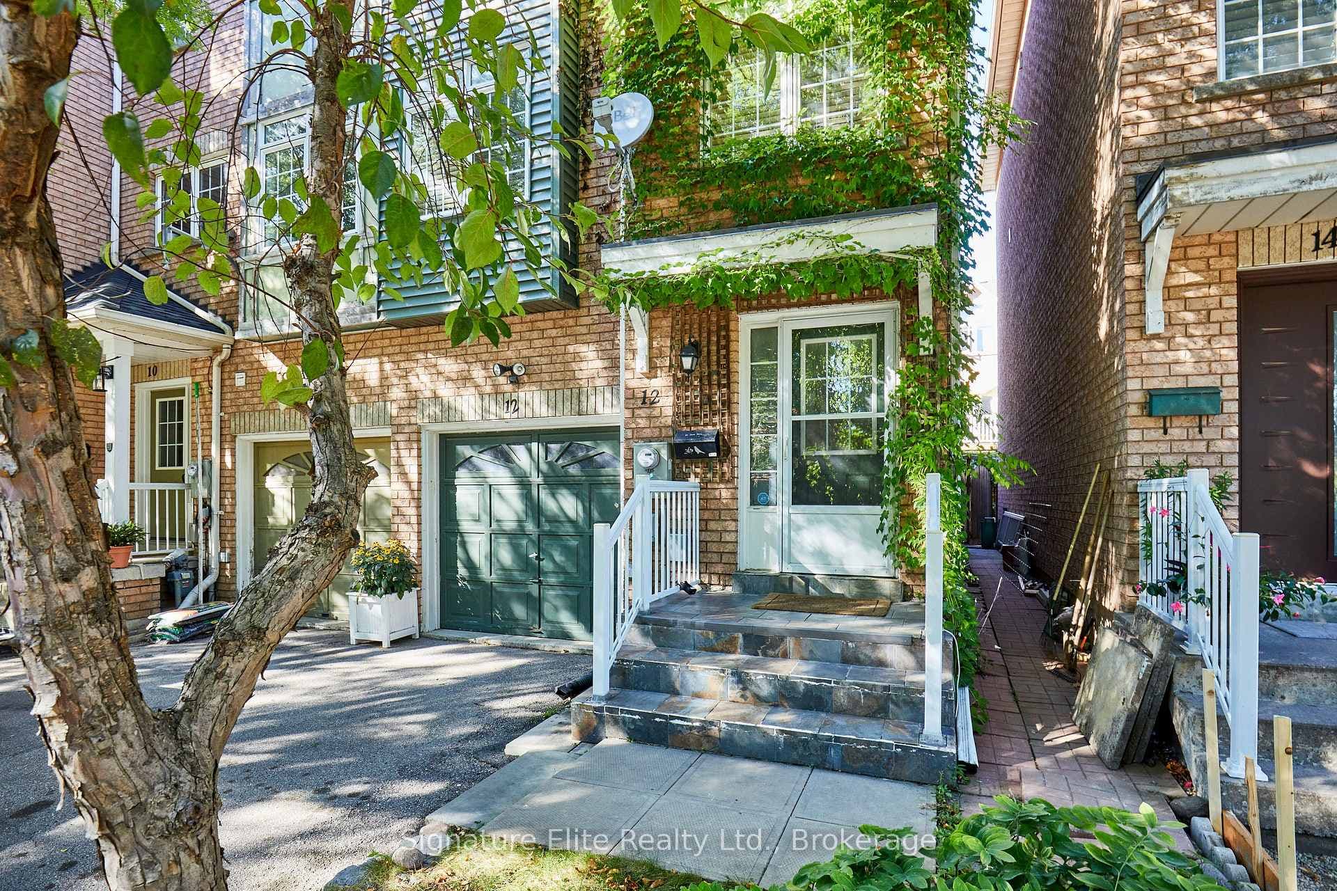 12 Blair Street