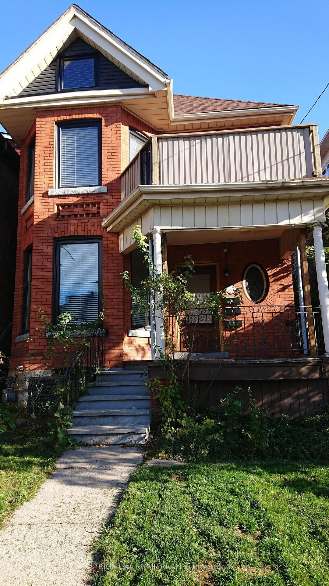 117 Wellington Street Unit Main