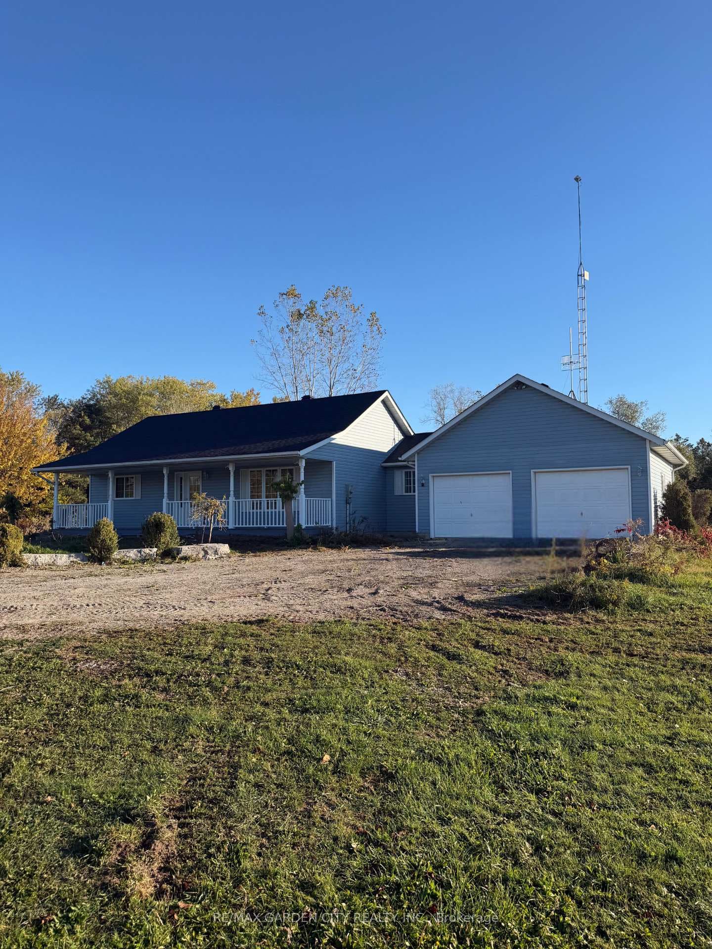 1032 Hutchinson Road