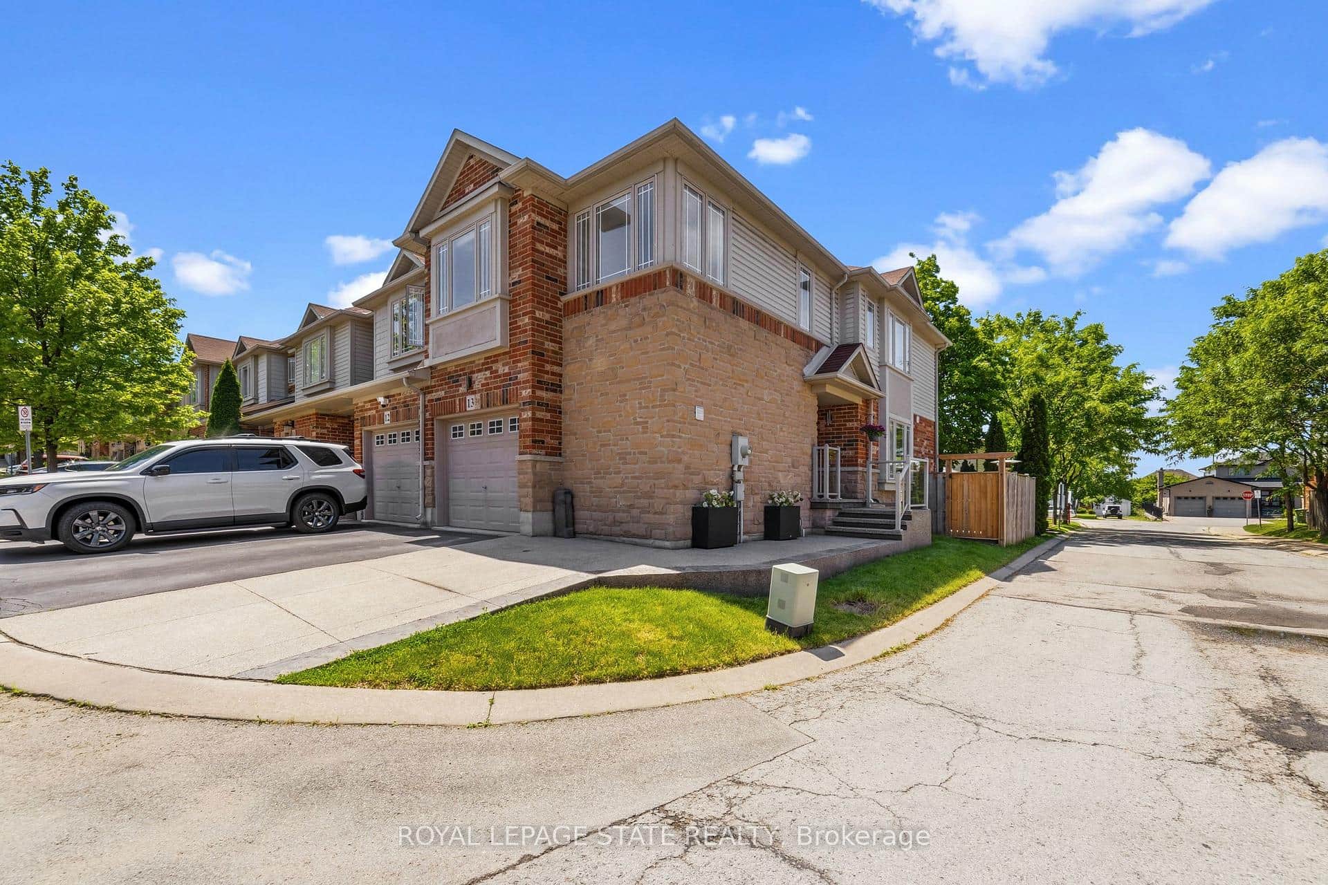 242 Upper Mount Albion Road Unit 13
