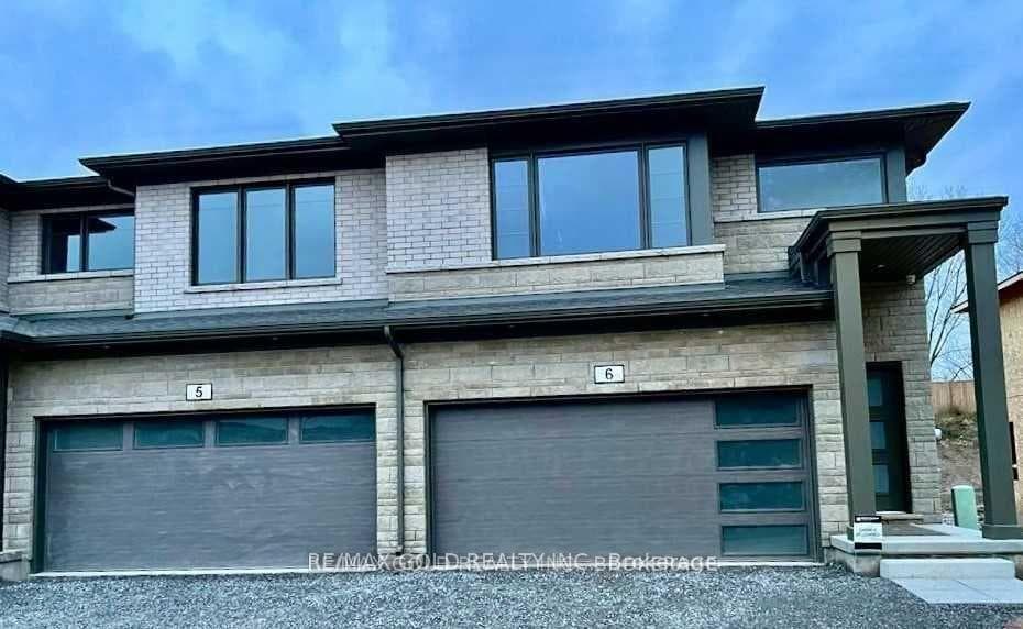 4552 Portage Road Unit 6