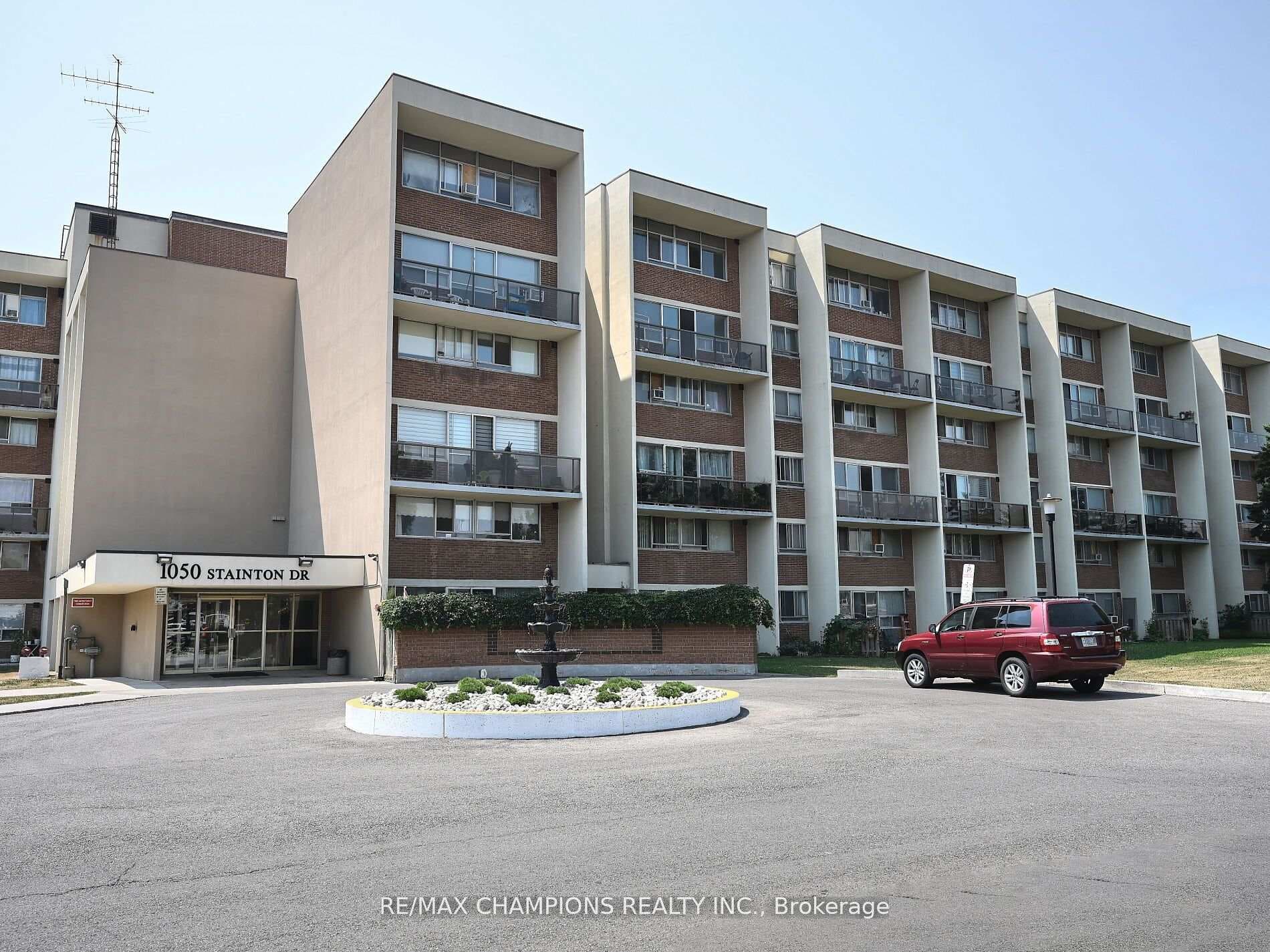 1050 Stainton Drive Unit 112
