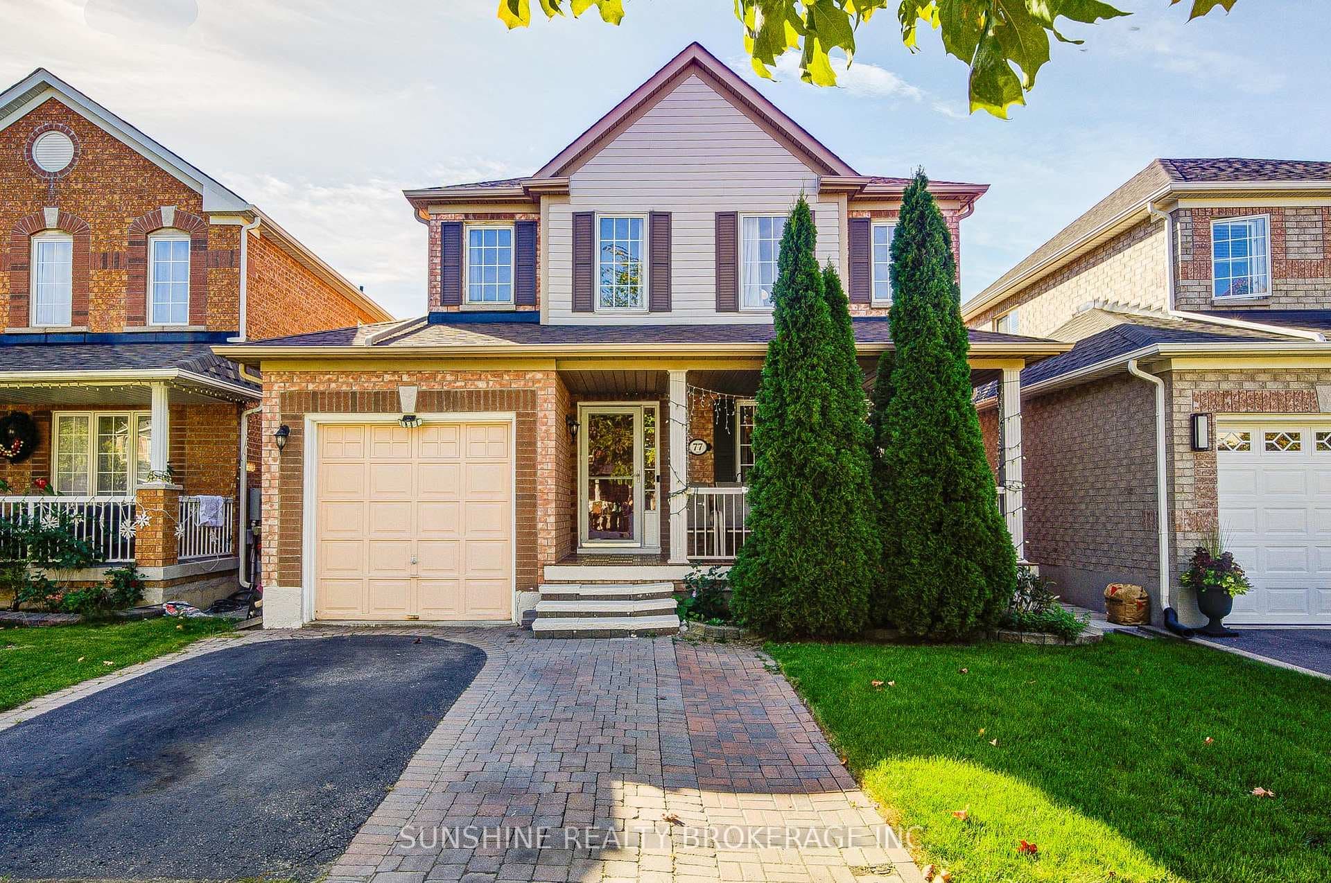 77 Sunburst Crescent