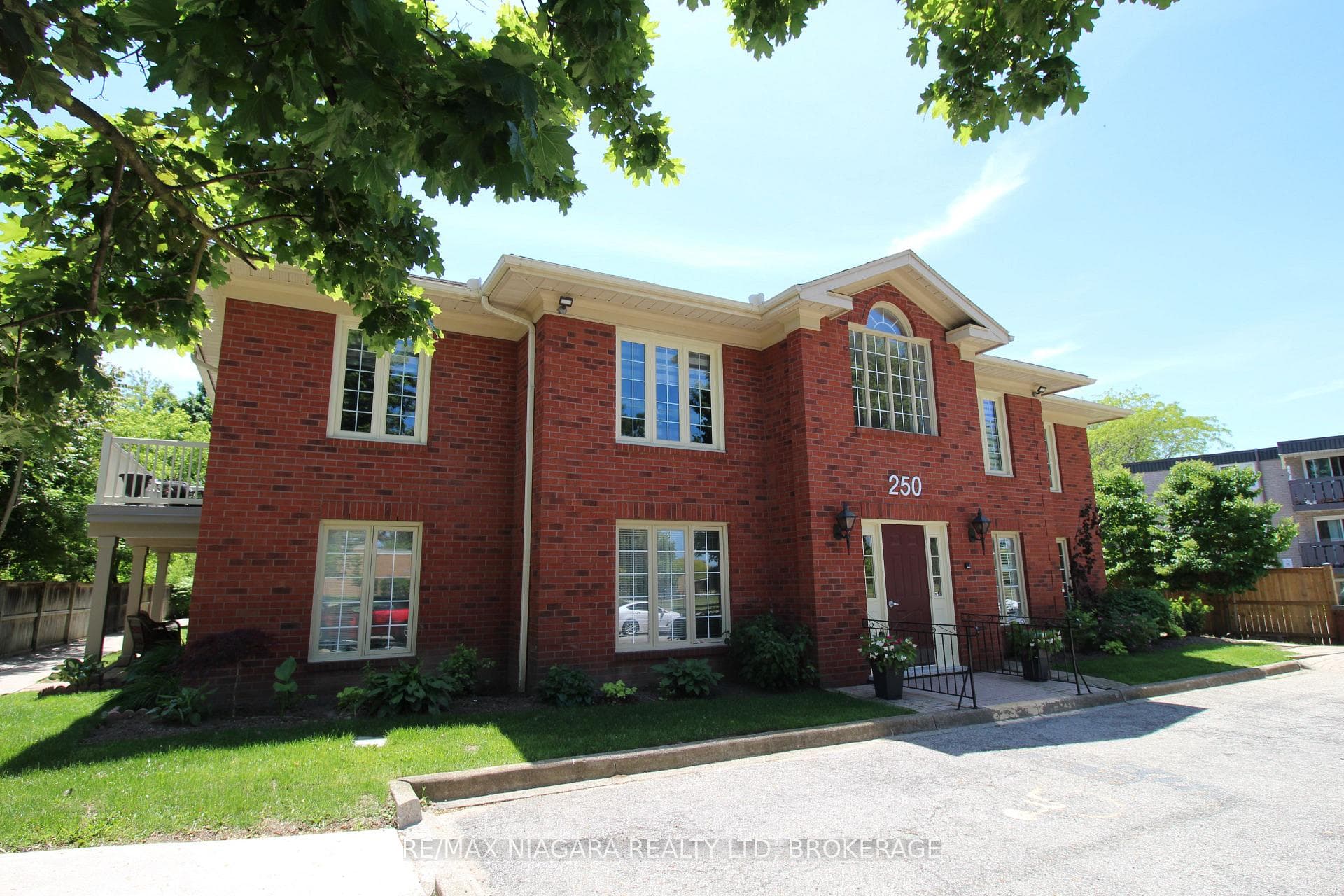 250 Linwell Road Unit 202