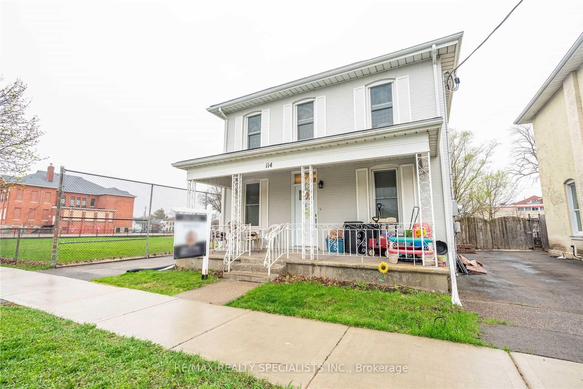114 Pearl Street