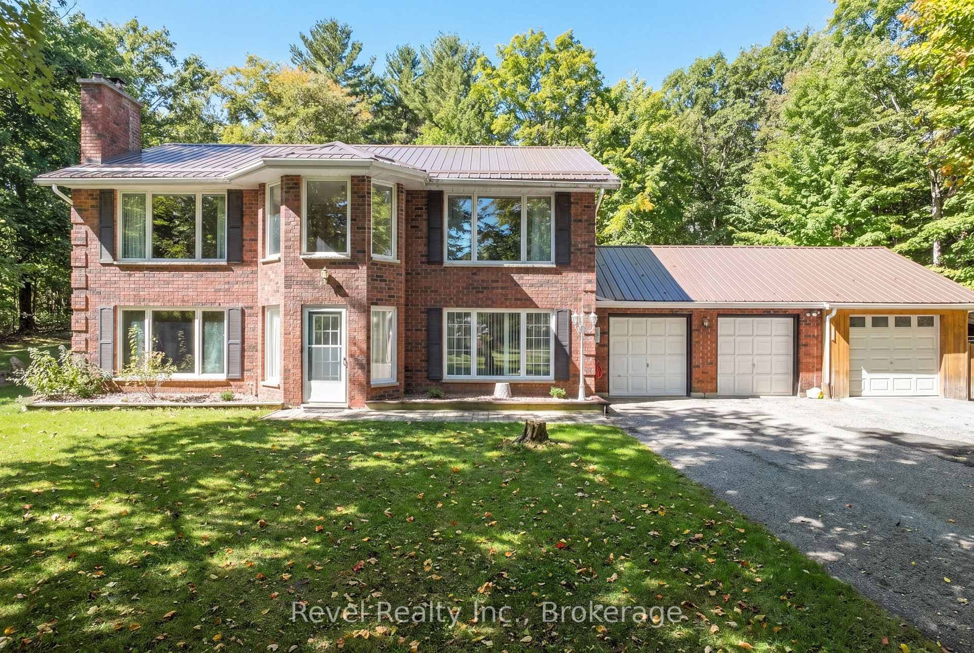 18 Bessie Avenue