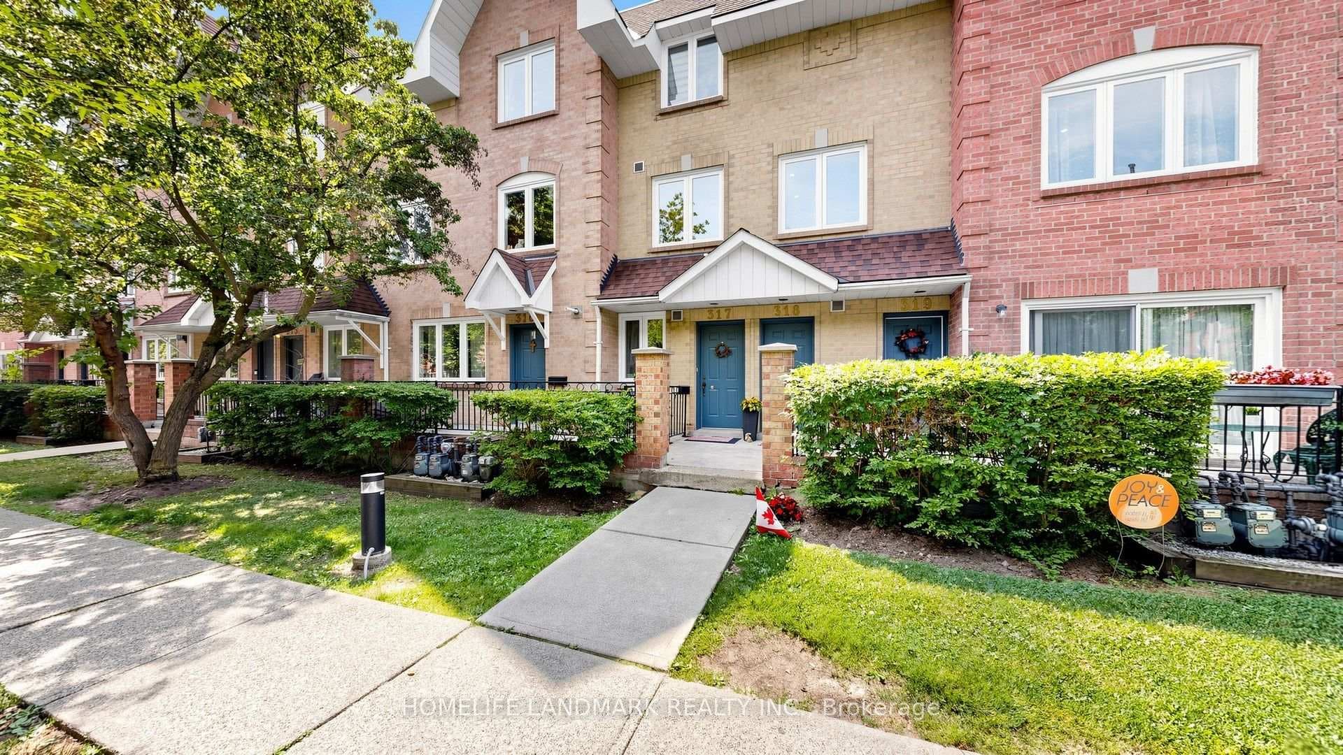 75 Weldrick Road Unit 318