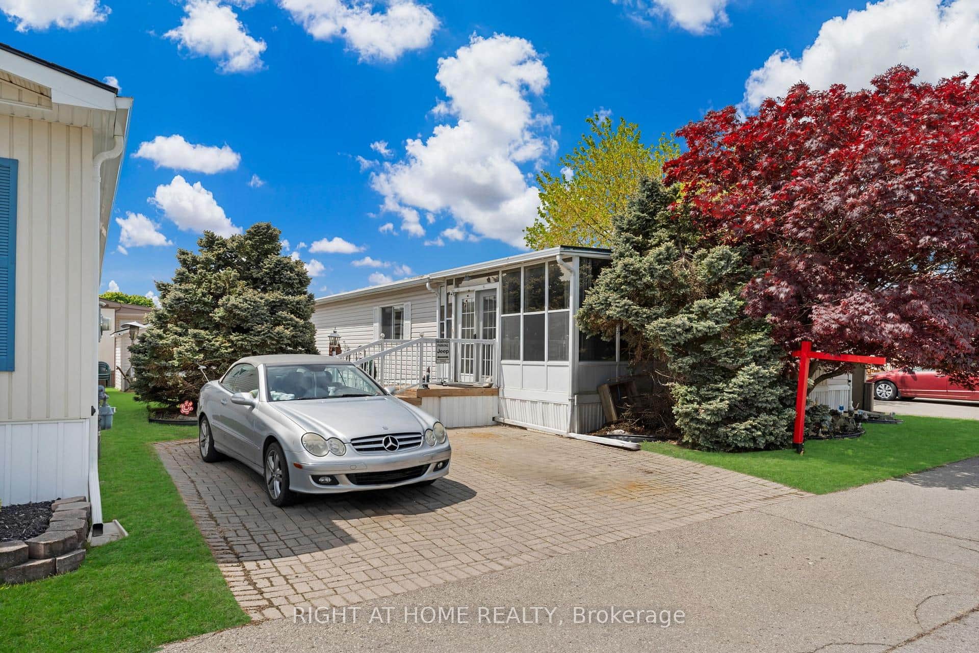 3033 TOWNLINE Road Unit 8