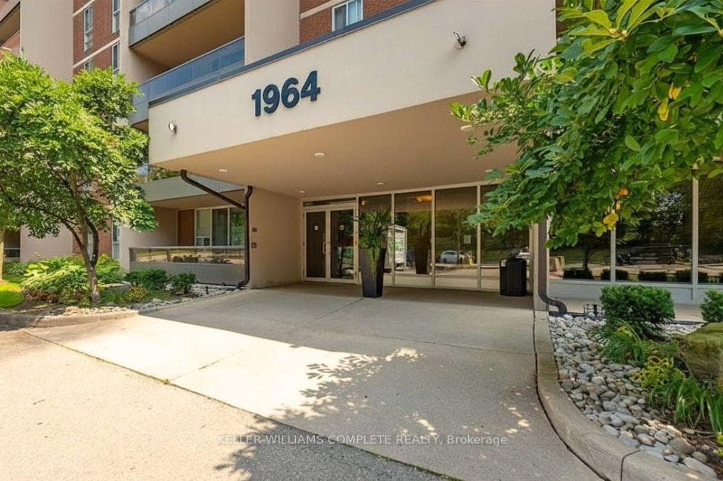 1964 Main Street Unit 1508