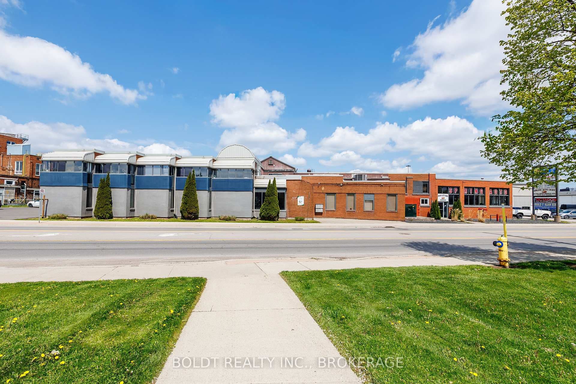 325 Welland Avenue Unit 120