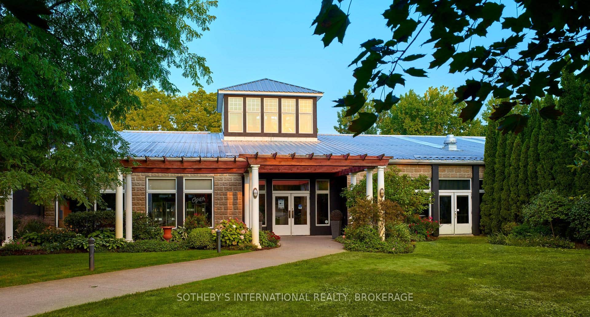 1339 LAKESHORE Road