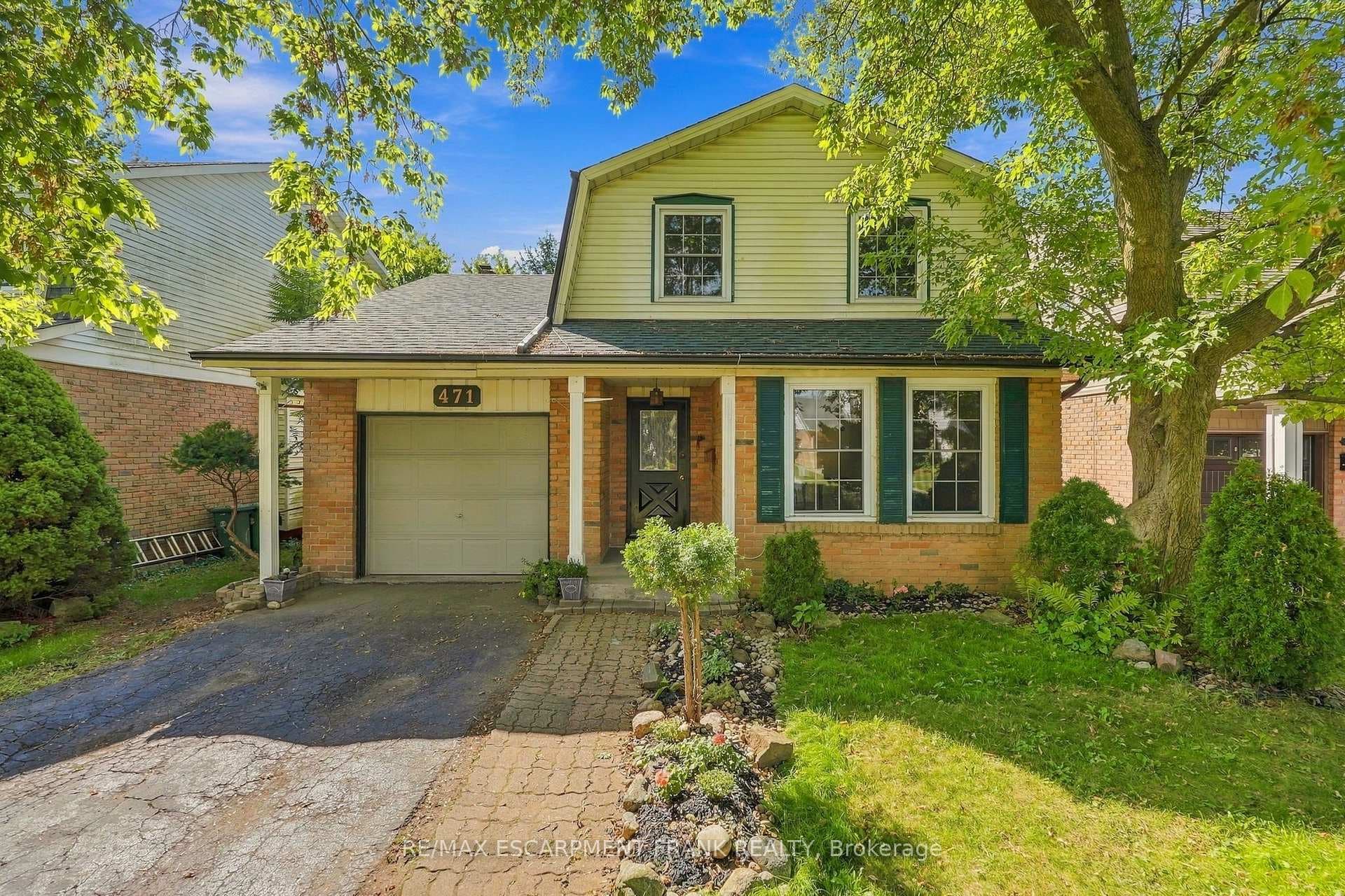 471 KNIGHTSBRIDGE Crescent