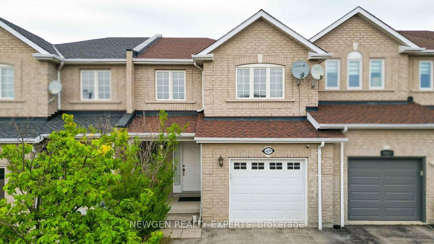 6039 COXSWAIN Crescent