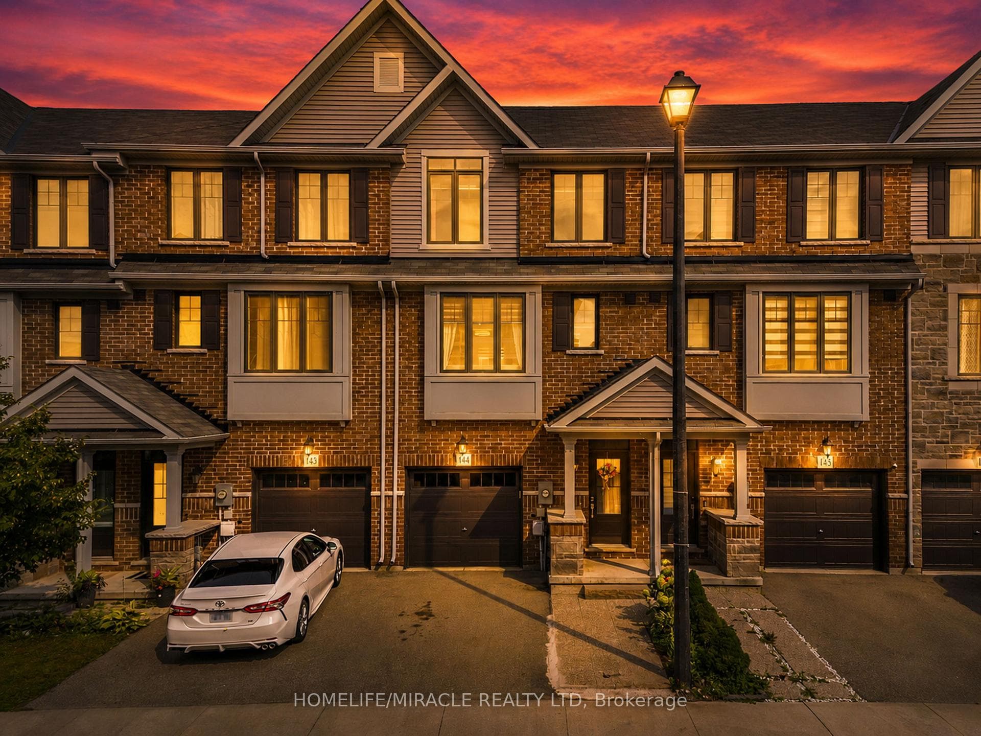1890 Rymal Road Unit 144