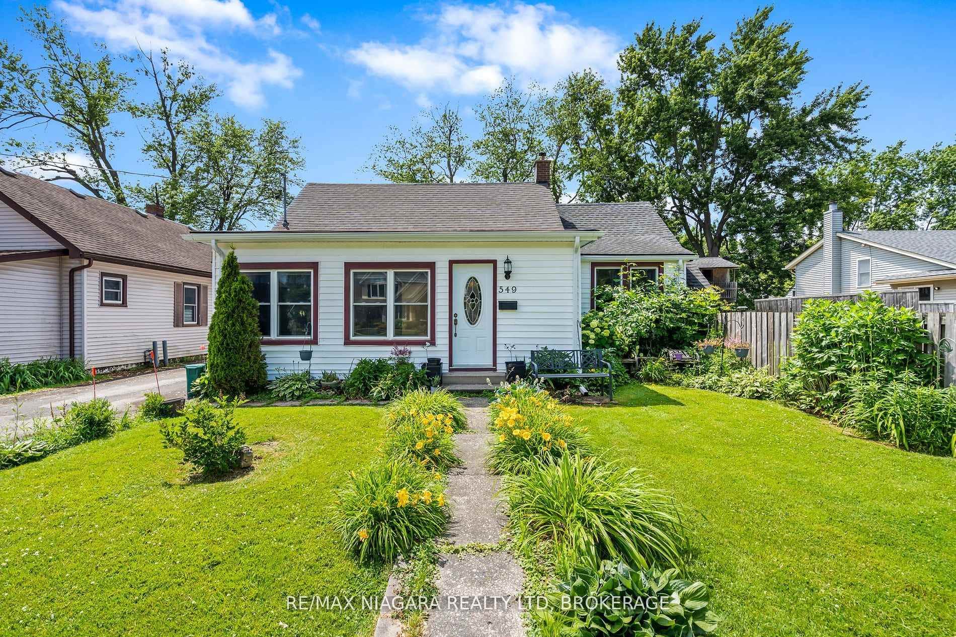 549 Ferndale Avenue, 80 x 110 Foot Lot