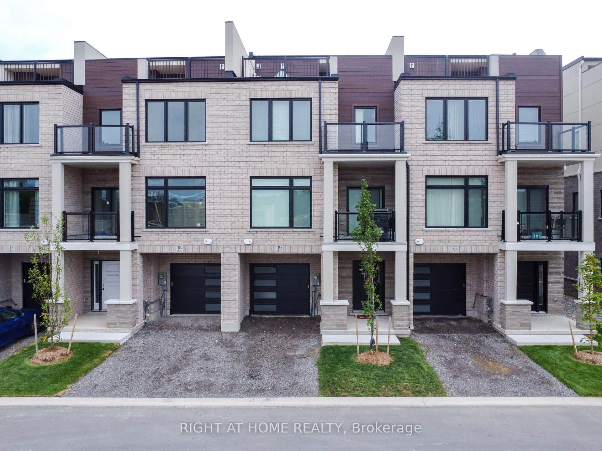 292 VINE Street Unit 19