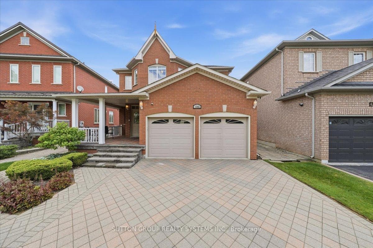 1382 Avon Drive