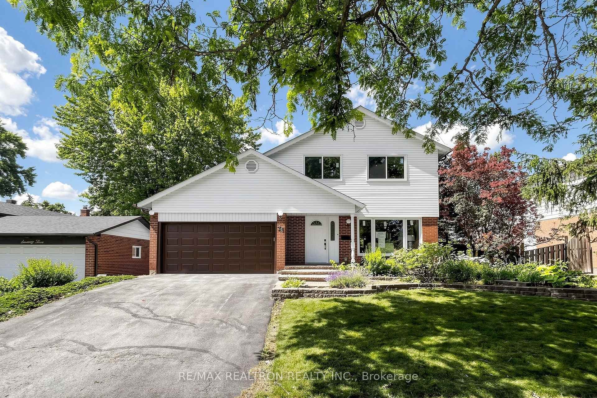 75 Pringle Avenue