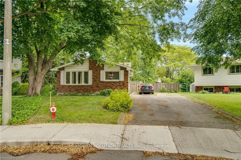 108 Fassett Court