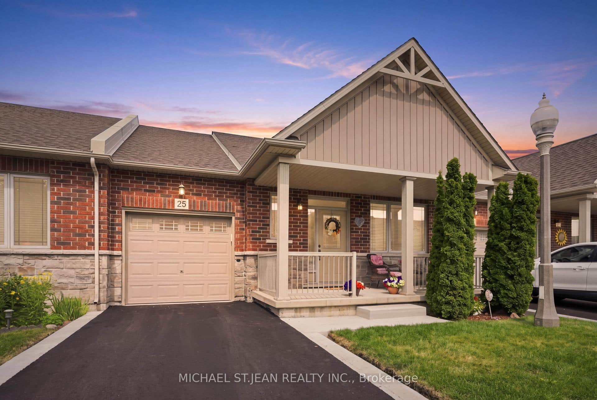 25 Stickland Lane