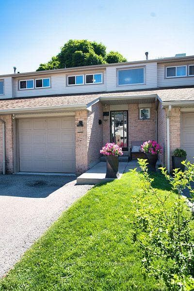 2700 Battleford Road Unit 19