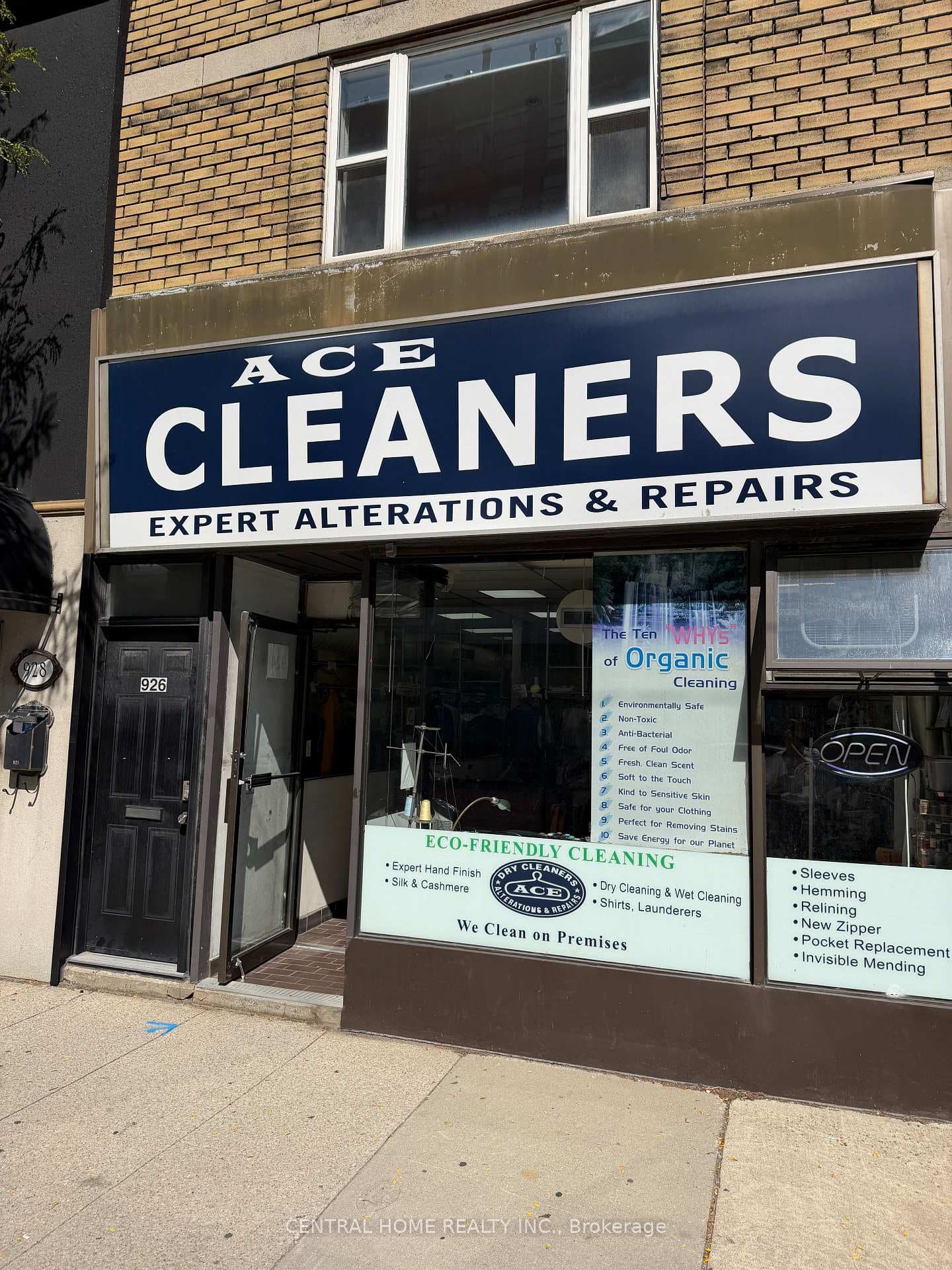 924 Eglinton Avenue