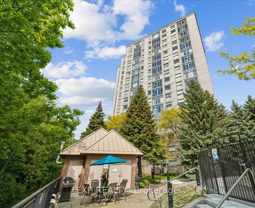 200 Burnhamthorpe Road Unit 708