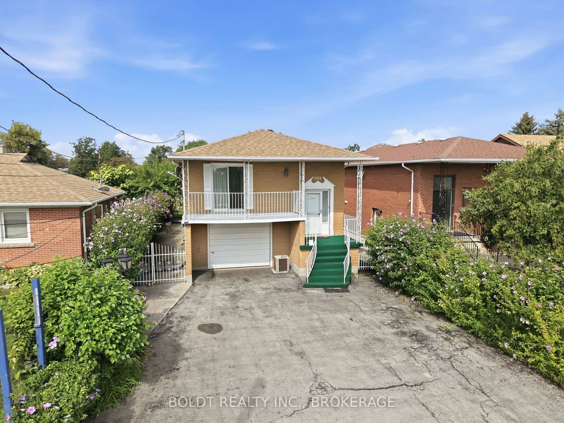 233 Fruitland Road