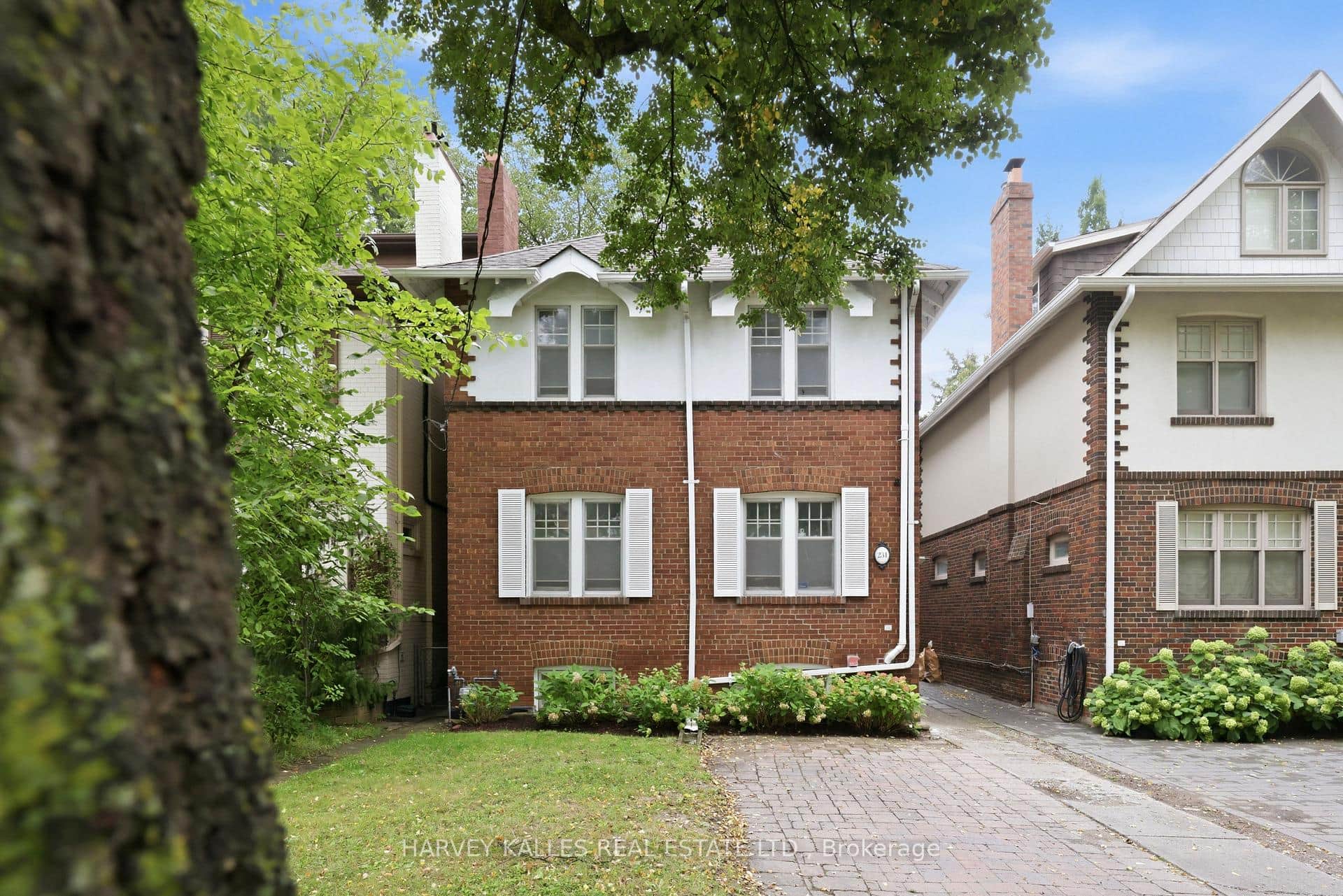 231 Glengrove Avenue