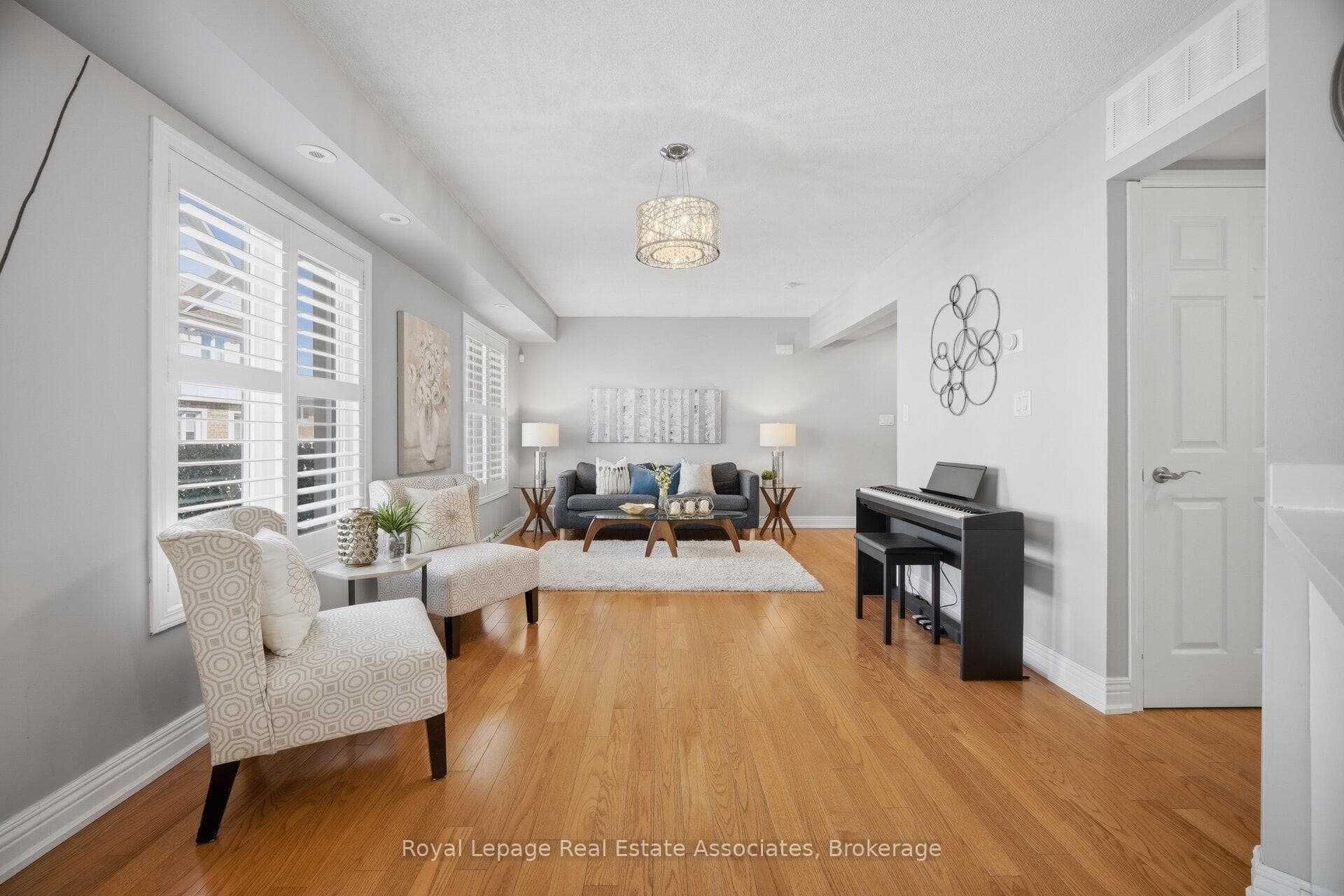 192 Louisbourg Way