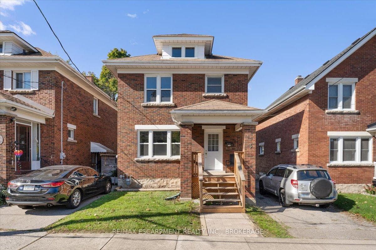 3 Carleton Street Unit Main