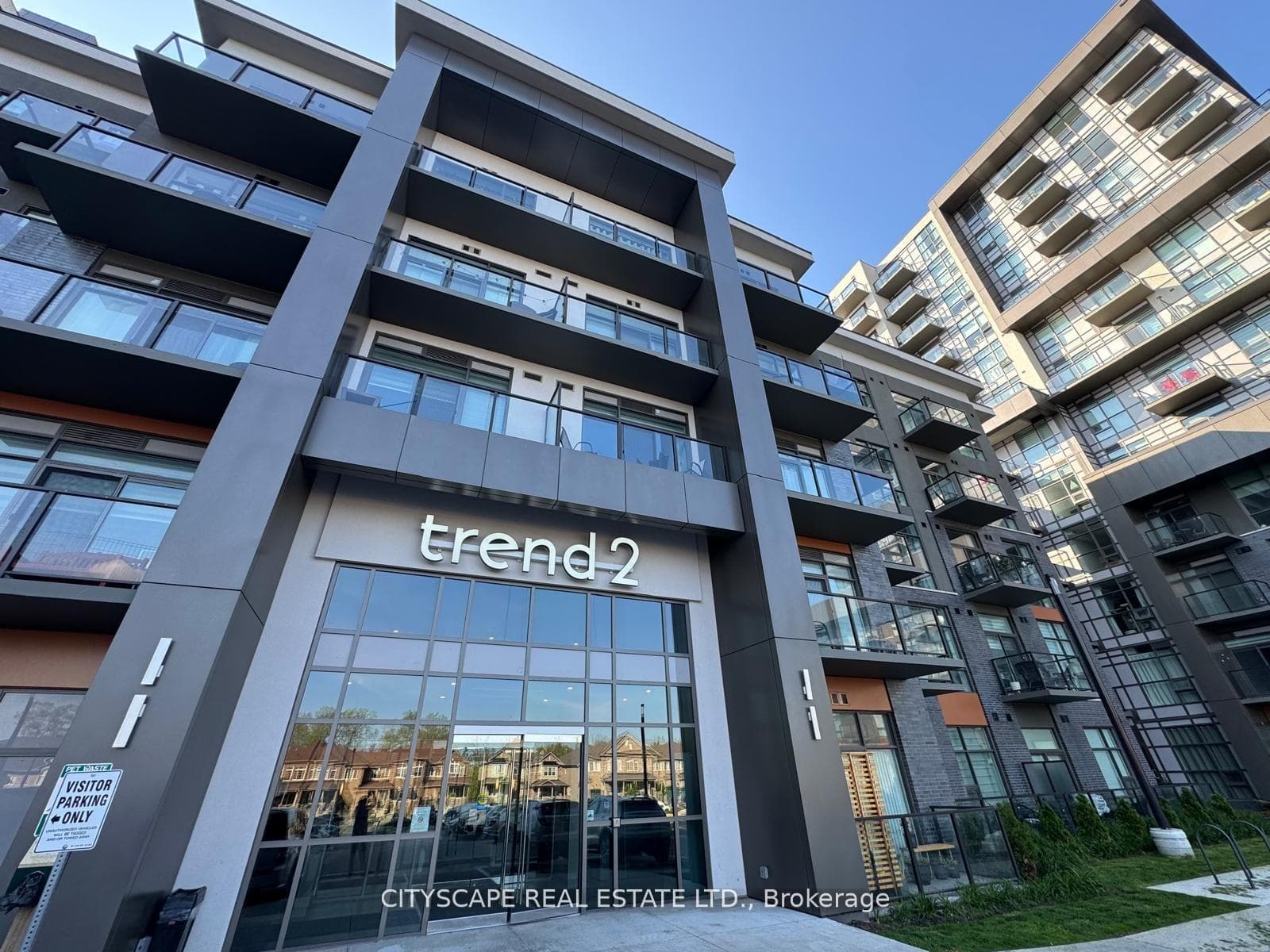 460 Dundas Street Unit 715