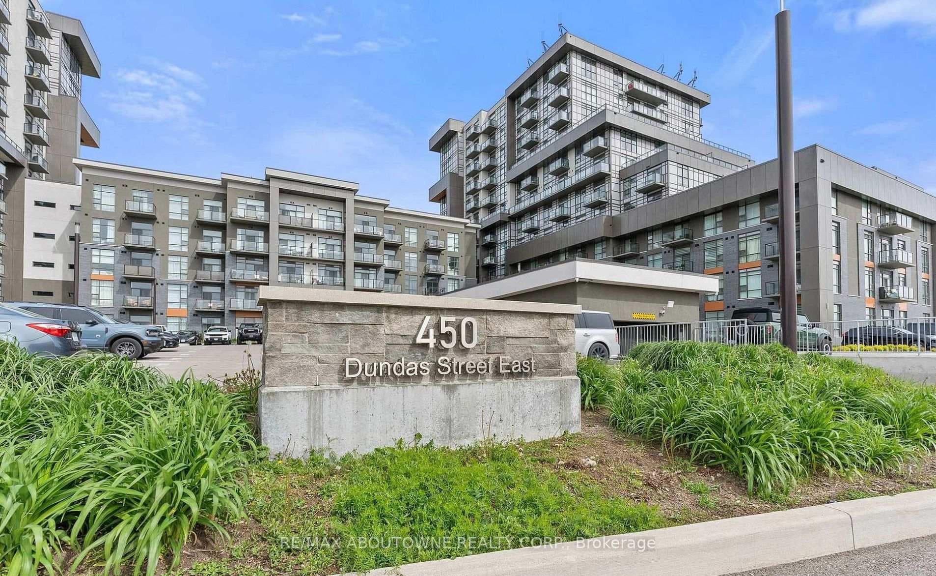 450 Dundas Street Unit 334