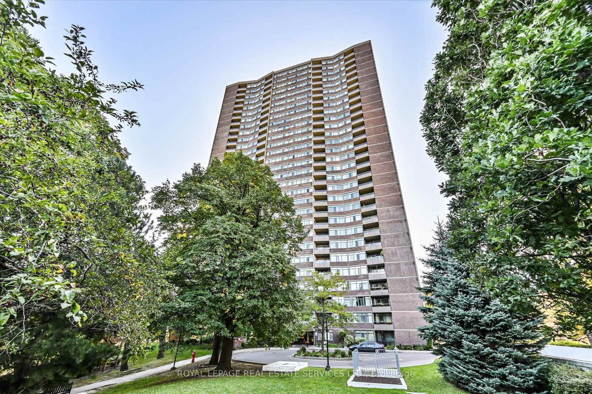 3100 Kirwin Avenue Unit 301