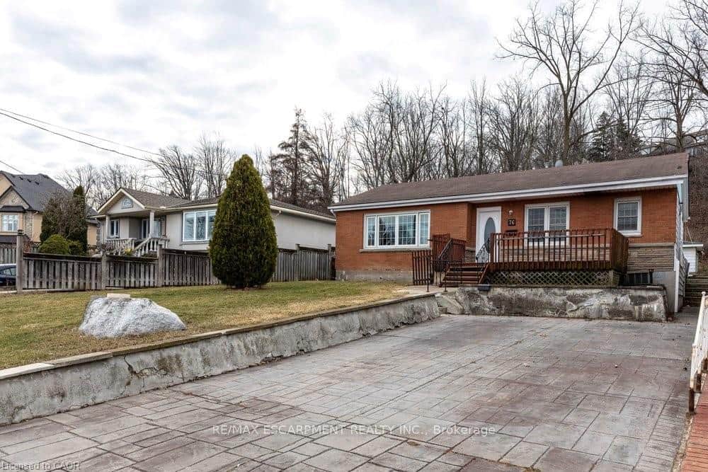 76 MARGARET Avenue