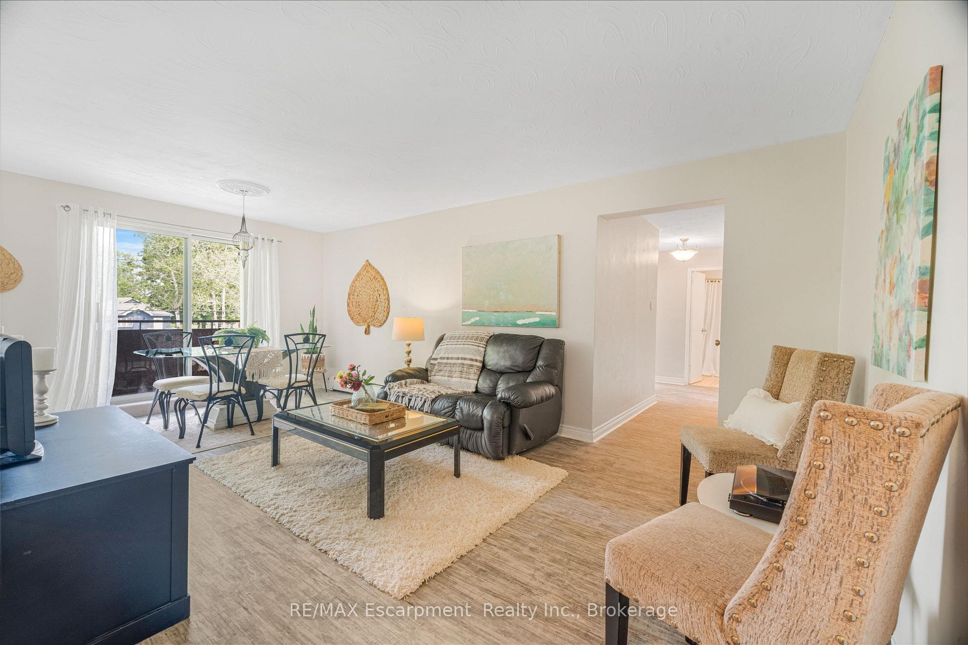 485 Thorold Road Unit 203