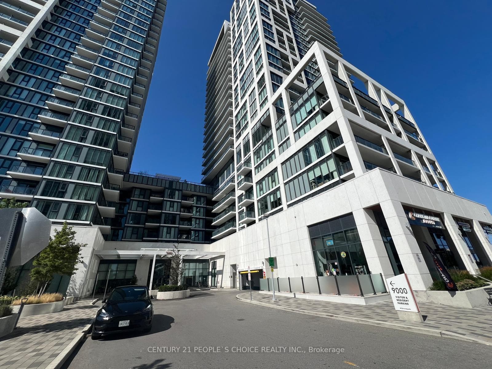9000 Jane Street Unit 925