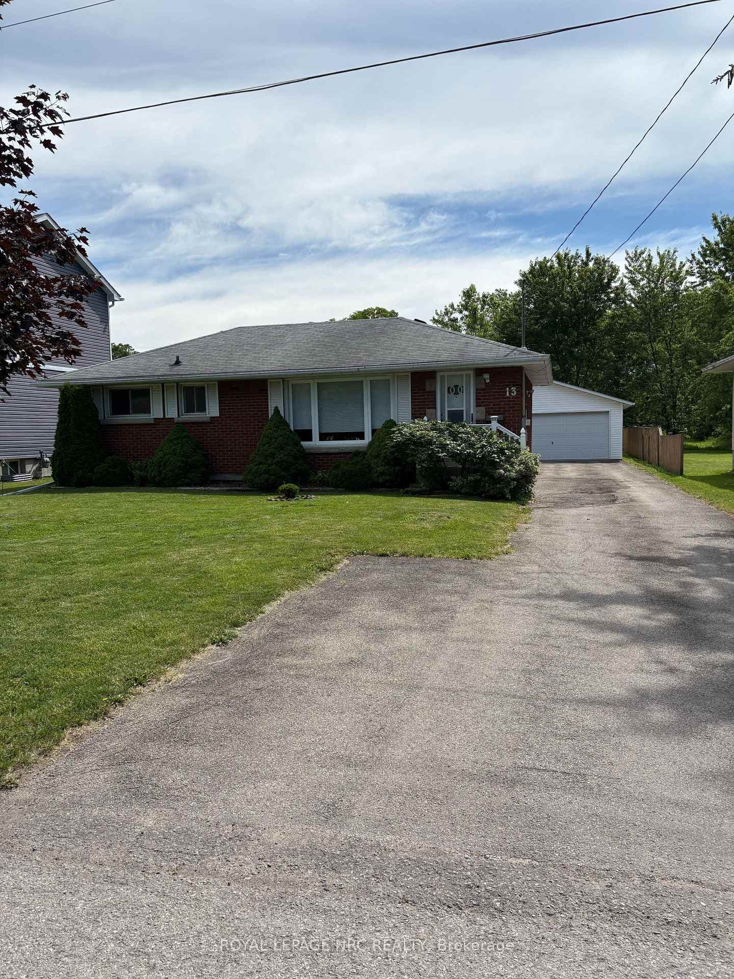 13 Bosnich Avenue