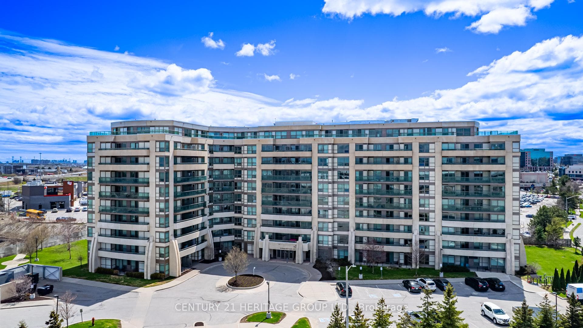 75 Norman Bethune Avenue Unit 909