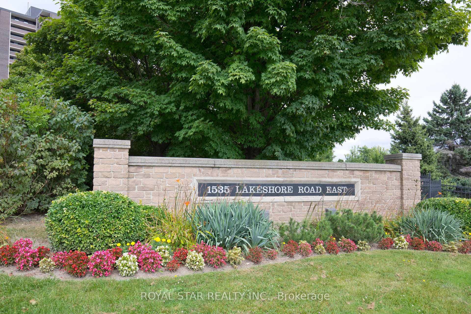 1535 Lakeshore Road Unit 1607