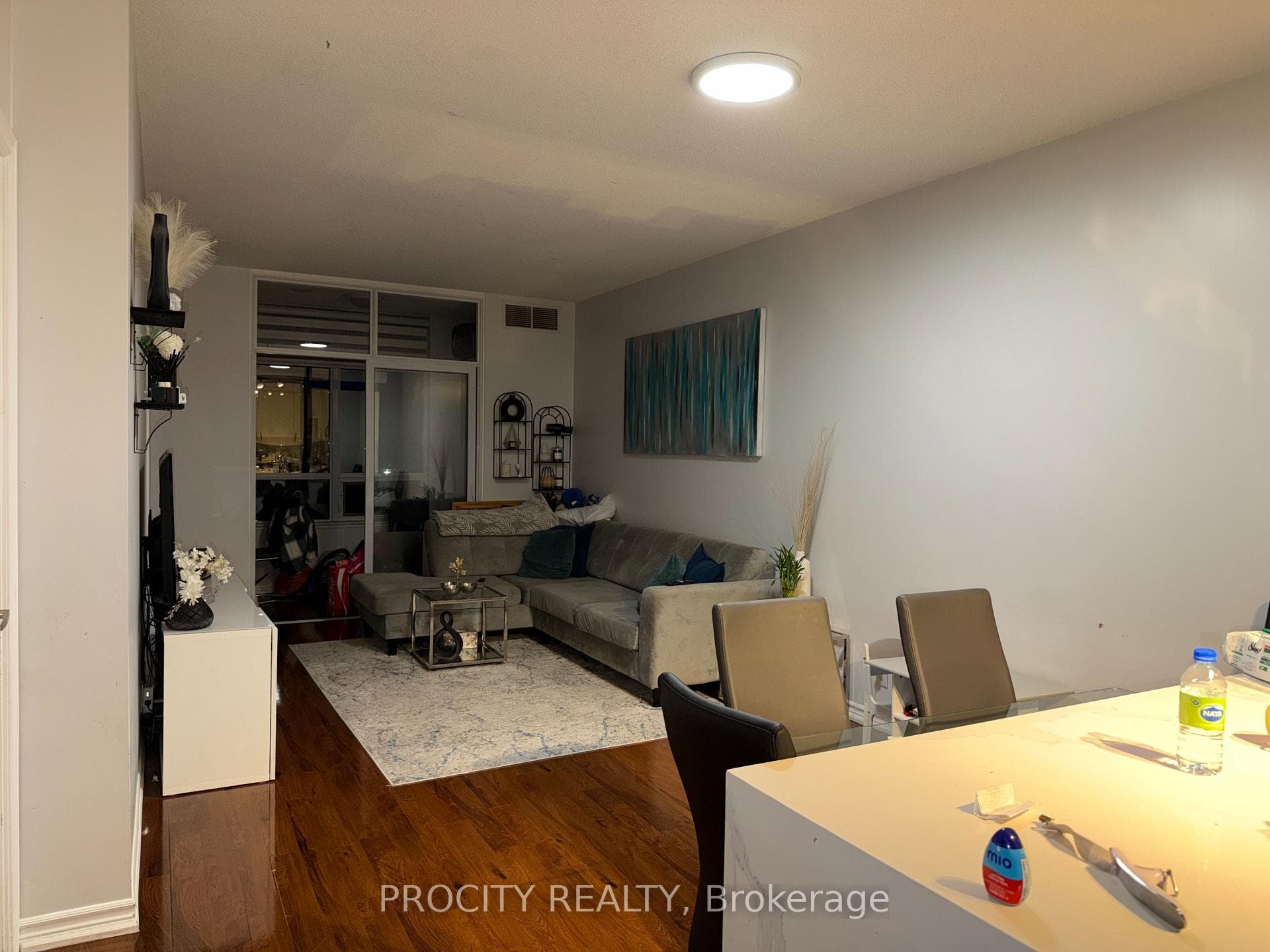 9235 Jane Street Unit 203