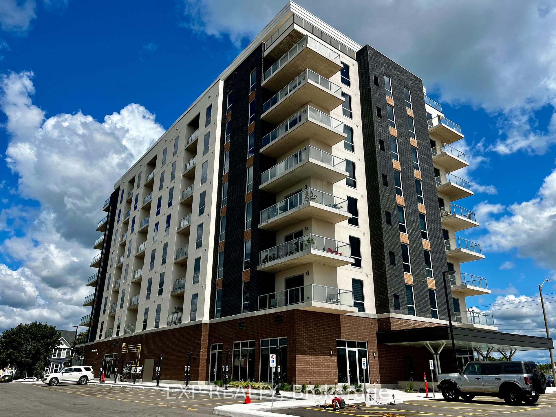 118 West Street Unit 801