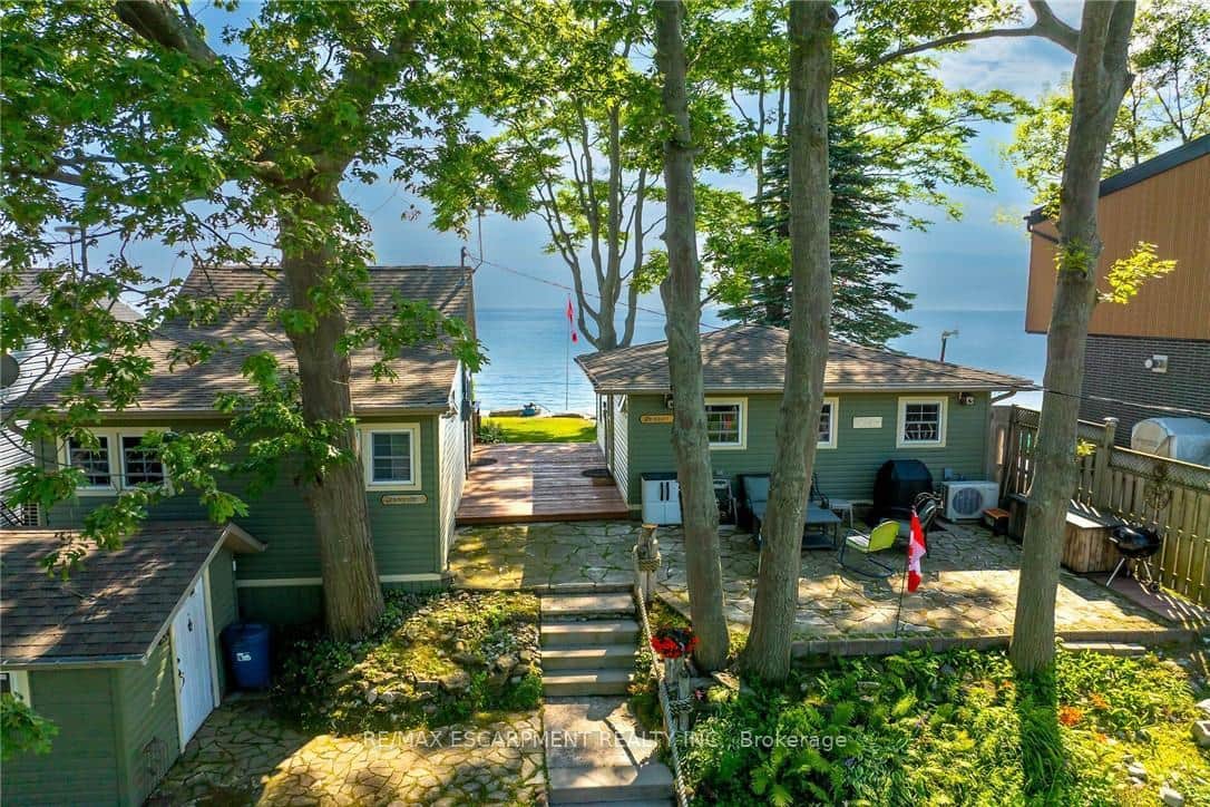 803 Sandy Bay Road