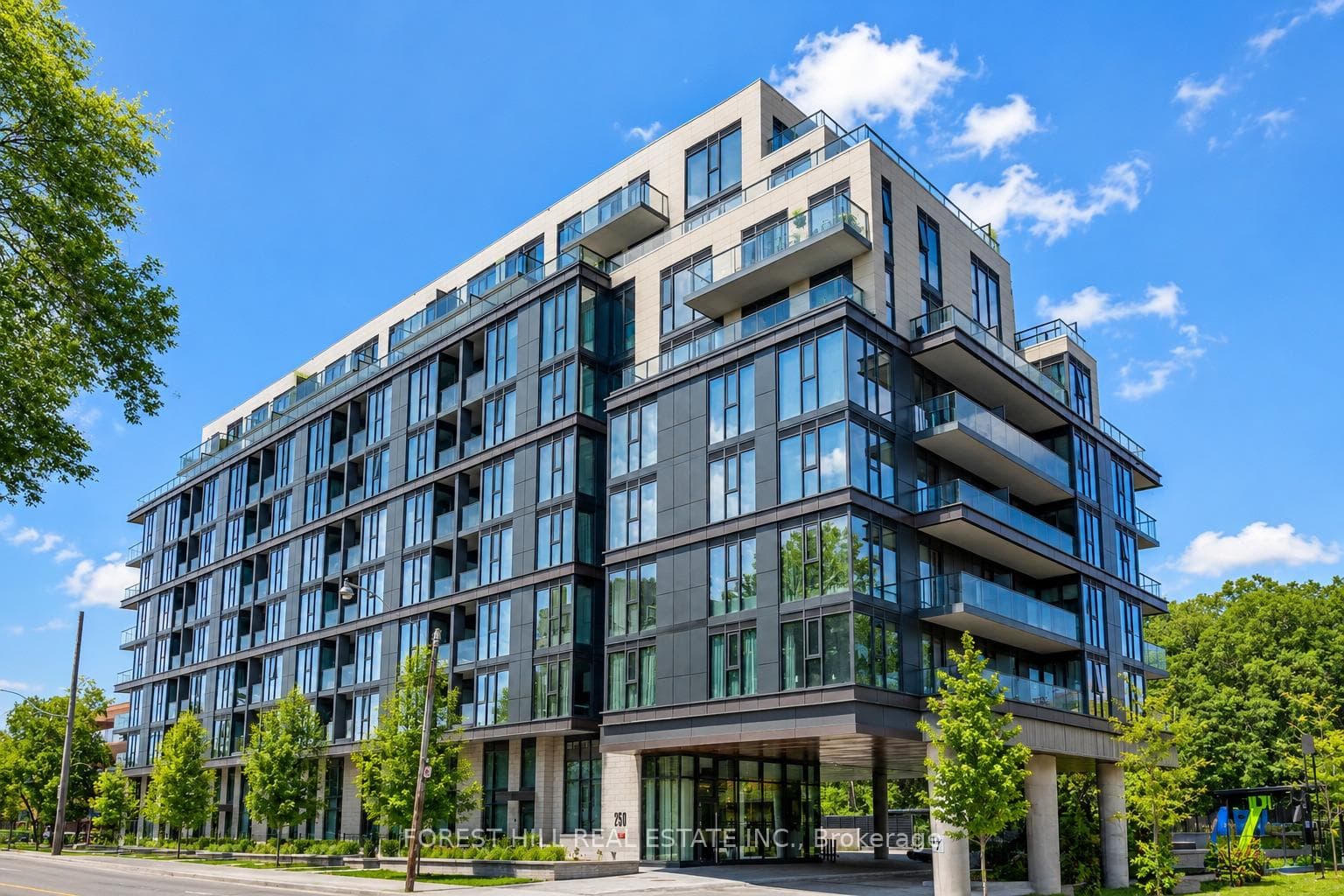 250 Lawrence Avenue Unit 810