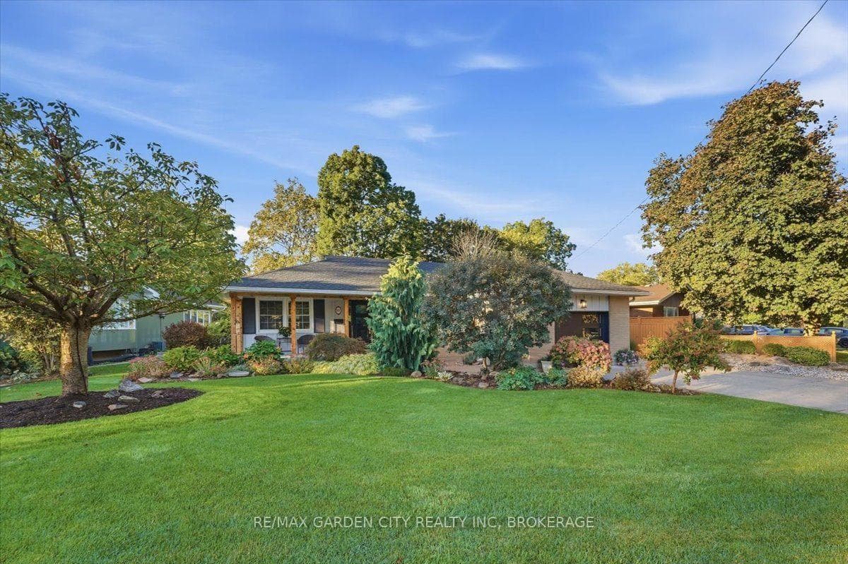 98 Village Road