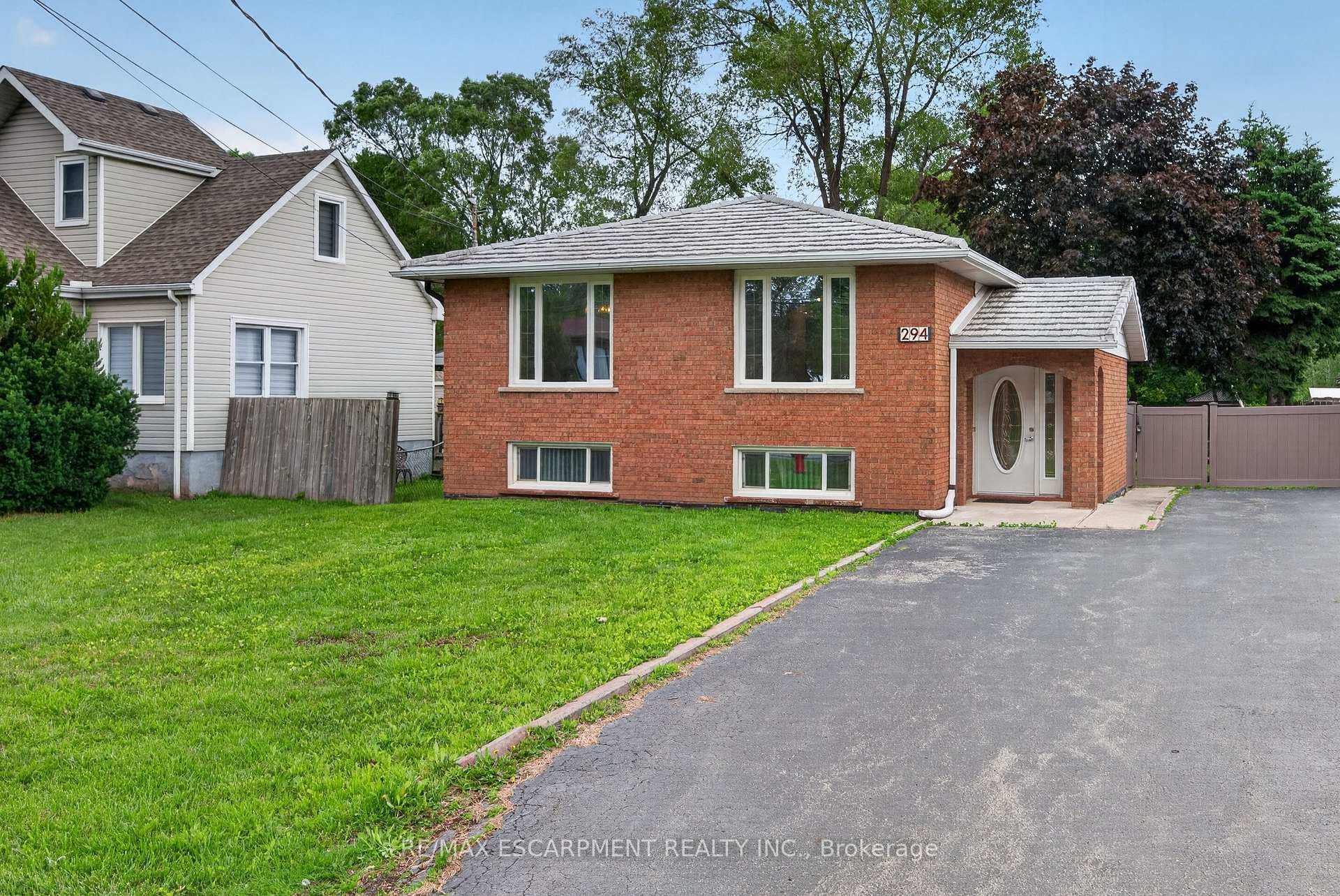 294 Jones Road Unit 2 (lower)