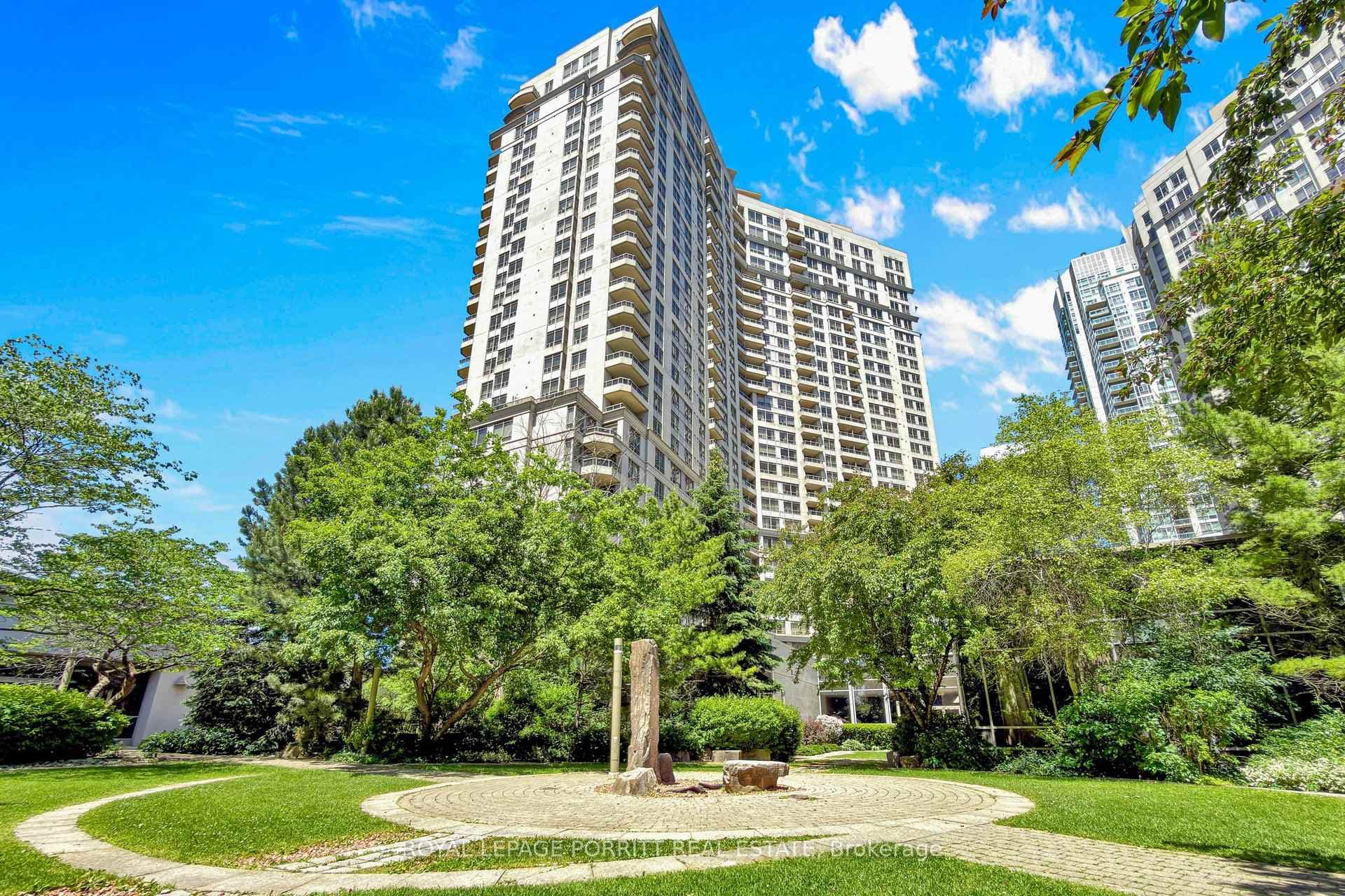 3888 Duke Of York Boulevard Unit 927