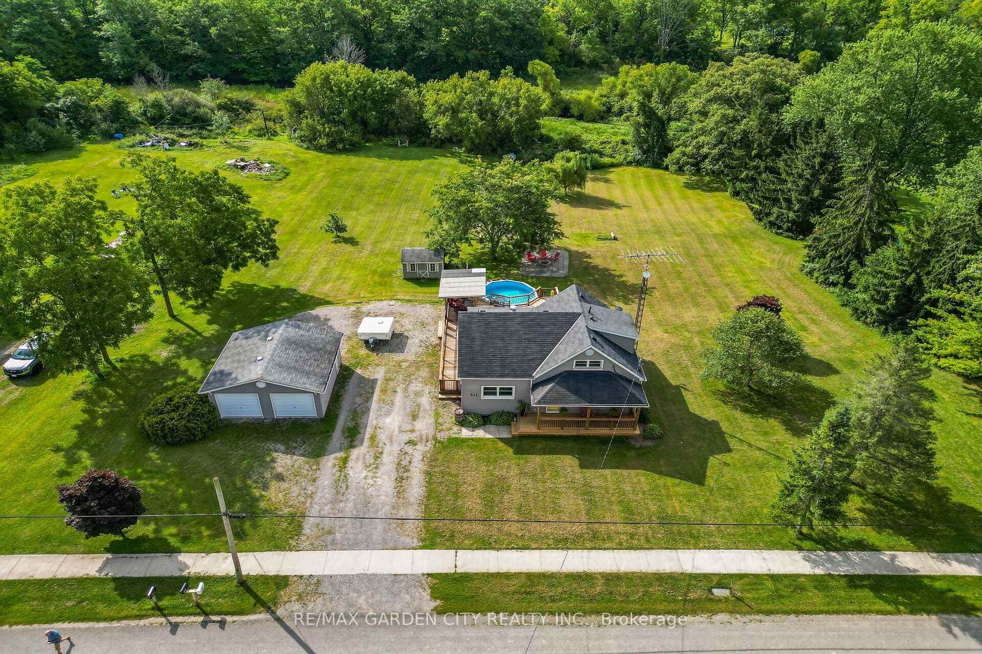 843 Lyons Creek Road
