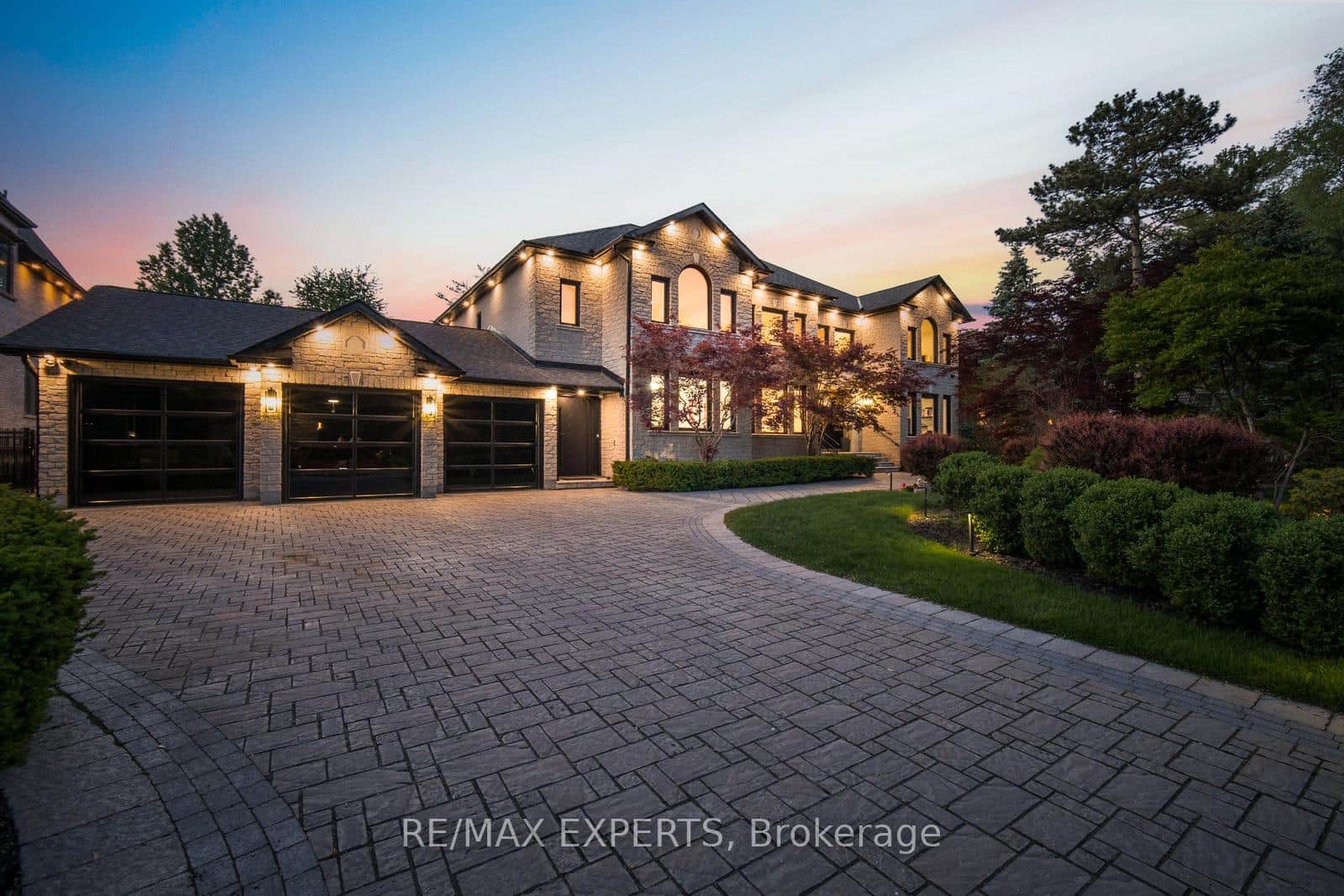 82 Westwood Lane