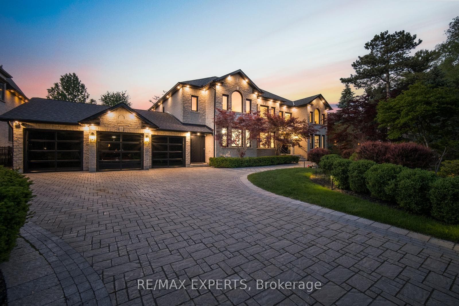 82 Westwood Lane